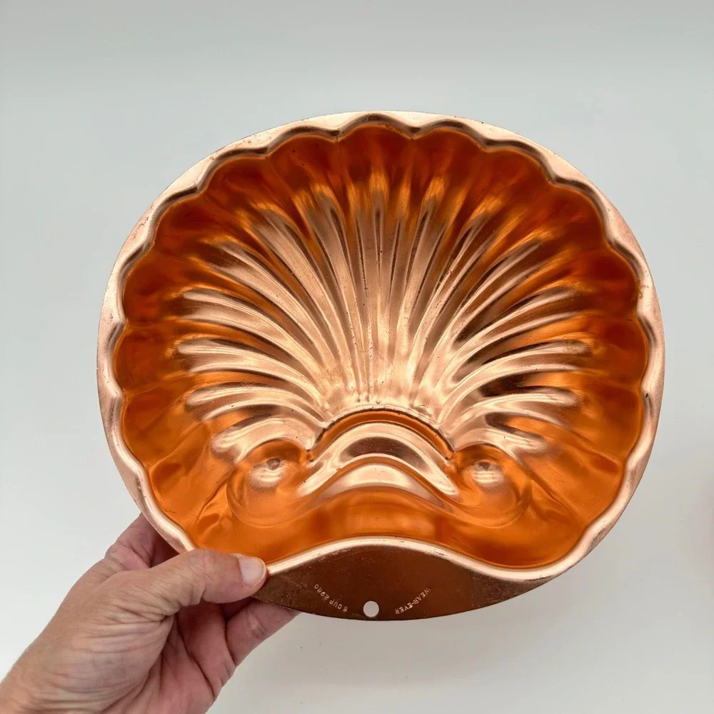 Wear-Ever Jello Mold 2980 6 Cup Copper Sea Shell Vintage Coastal Decor